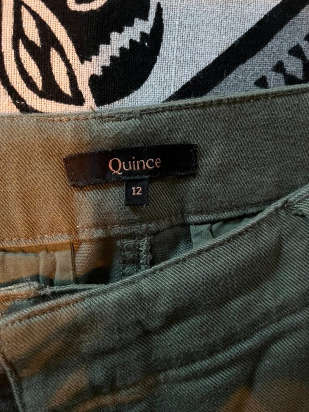 Quince Organic Stretch Cotton Twill Cargo Pants, Size 12 - Picture 3 of 3